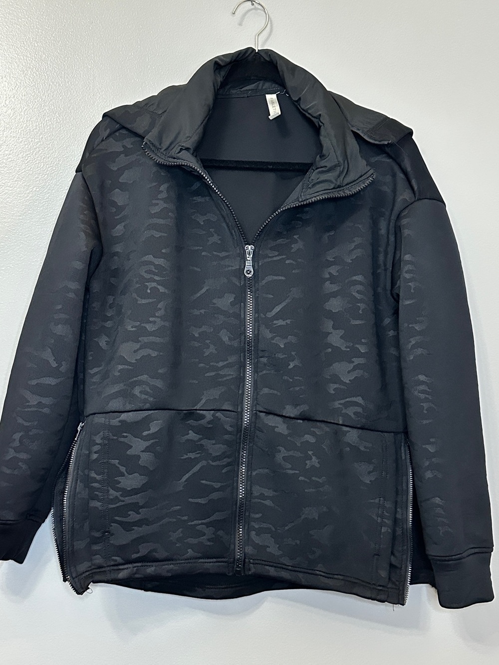 Fabletics Black Camo Removable Hood Jacket XS Unisex Men Women Full Zip